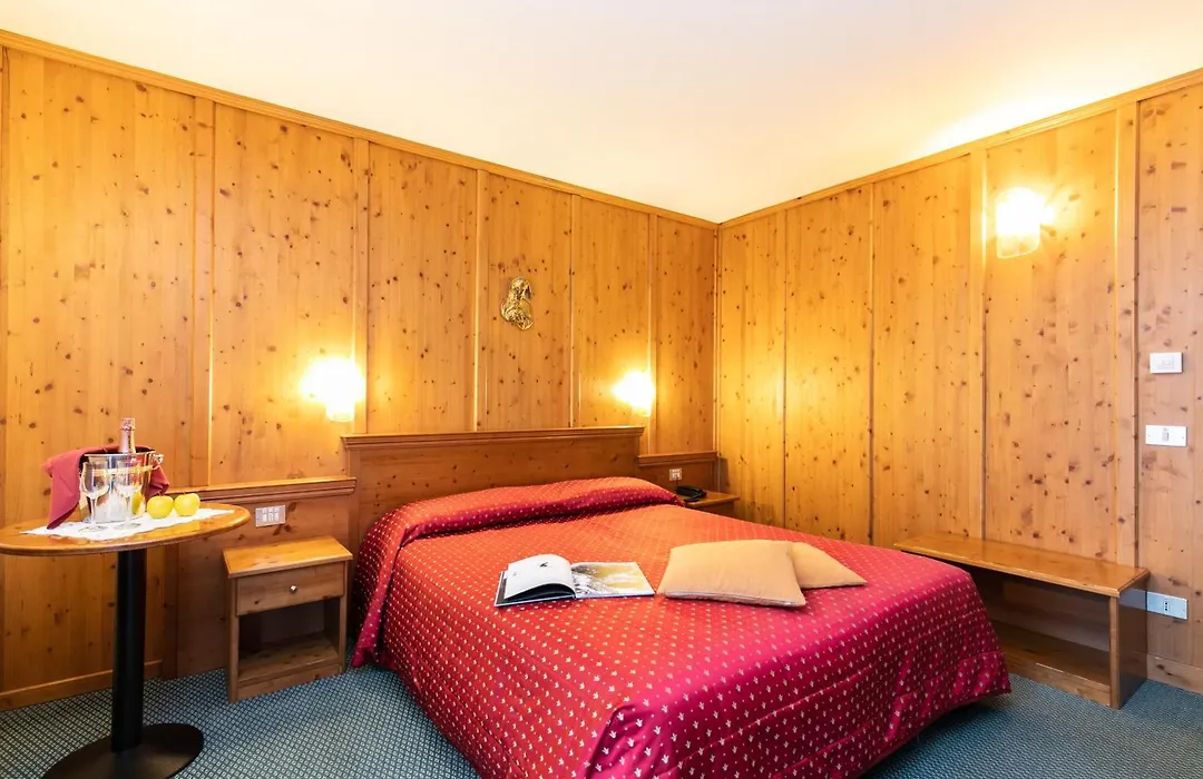 G. Hotel Des Alpes-1